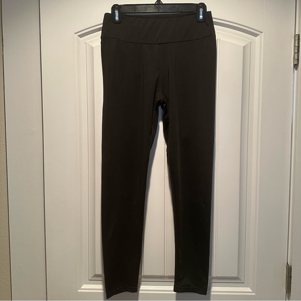 Black Scrunch Booty Leggings w/Pockets L